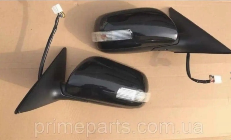 Боковые зеркала с поворотником для Toyota Camry 2